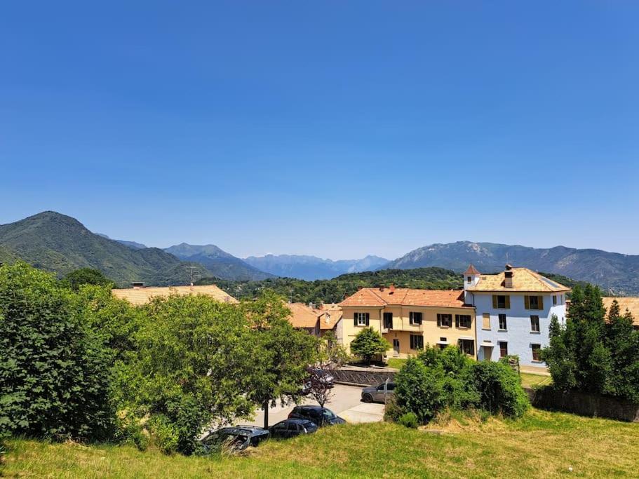 Appartamento Storico Con Giardino Soleggiato - B&B Via Rinaldi 아르토첸토나라 외부 사진